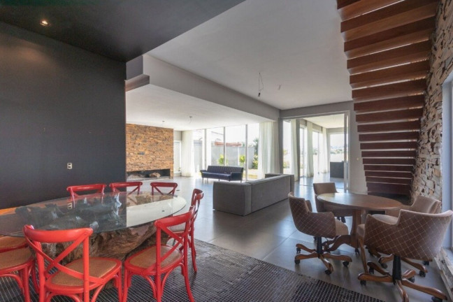 Imagem Imóvel com 4 Quartos à Venda, em Belém Novo - Porto Alegre Imagem Imóvel com 4 Quartos à Venda, em Belém Novo - Porto Alegre