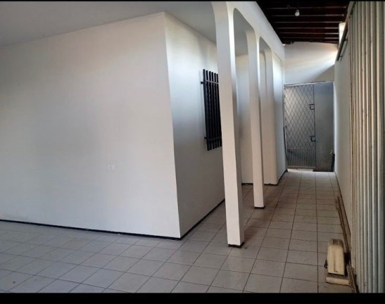 Imagem Casa com 2 Quartos à Venda, 250 m² em Saci - Teresina Imagem Casa com 2 Quartos à Venda, 250 m² em Saci - Teresina