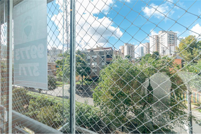 Imagem Imóvel com 3 Quartos à Venda,  em Passo Da Areia - Porto Alegre