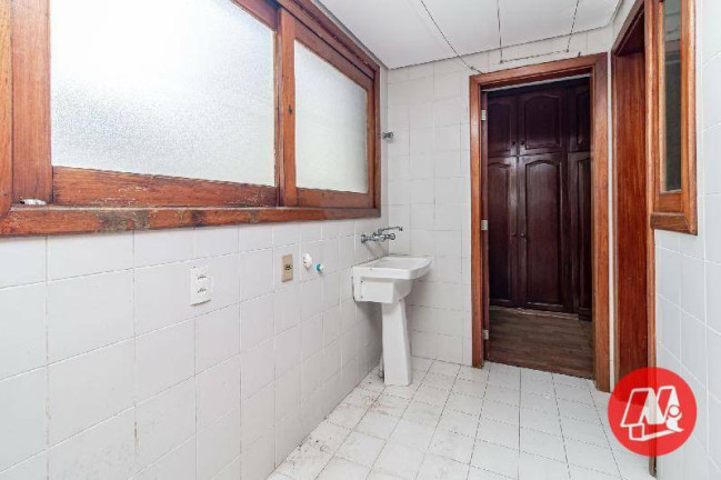 Imagem Apartamento com 2 Quartos para Alugar, 152 m² em Jardim Lindóia - Porto Alegre Imagem Apartamento com 2 Quartos para Alugar, 152 m² em Jardim Lindóia - Porto Alegre
