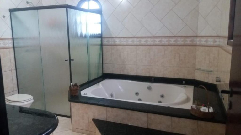 Imagem Sobrado com 3 Quartos à Venda, 307 m² em Jardim Amazonas - Suzano Imagem Sobrado com 3 Quartos à Venda, 307 m² em Jardim Amazonas - Suzano