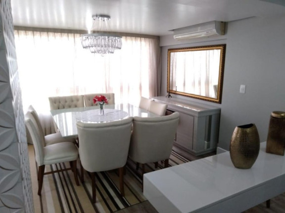 Imagem Imóvel com 3 Quartos à Venda, 114 m² em Pioneiros - Balneário Camboriú Imagem Imóvel com 3 Quartos à Venda, 114 m² em Pioneiros - Balneário Camboriú