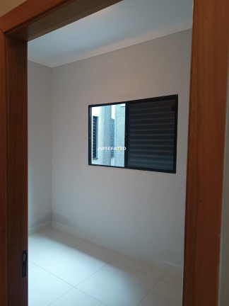 Imagem Casa com 3 Quartos à Venda, 200 m² Imagem Casa com 3 Quartos à Venda, 200 m²