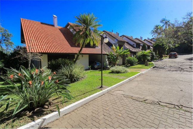 Imagem Casa de Condomínio com 3 Quartos à Venda, 220 m² em Ipanema - Porto Alegre Imagem Casa de Condomínio com 3 Quartos à Venda, 220 m² em Ipanema - Porto Alegre