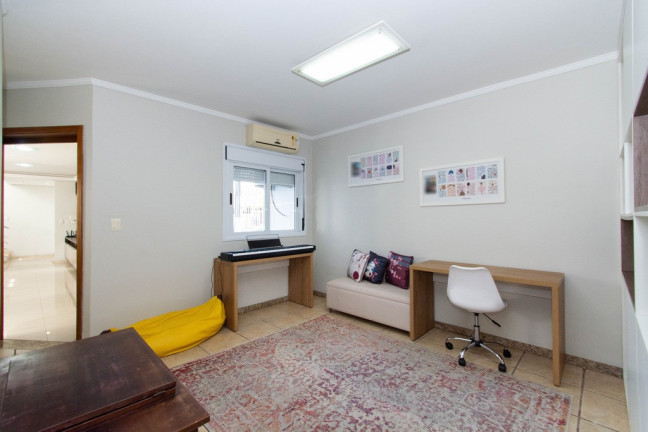 Imagem Casa com 4 Quartos à Venda, 250 m² em São José - Canoas Imagem Casa com 4 Quartos à Venda, 250 m² em São José - Canoas