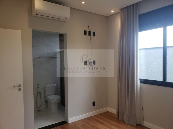 Imagem Casa com 3 Quartos à Venda, 460 m² em Medeiros - Jundiaí Imagem Casa com 3 Quartos à Venda, 460 m² em Medeiros - Jundiaí