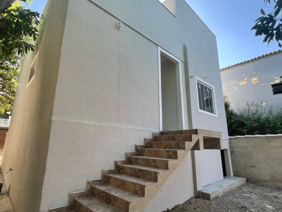 Imagem Casa com 2 Quartos à Venda, 68 m² em Balneário São Pedro - São Pedro Da Aldeia