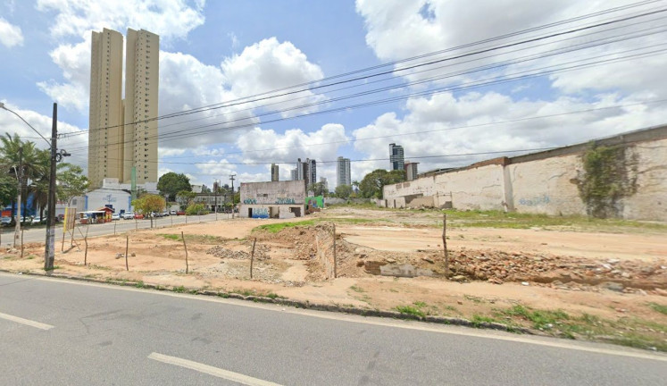 Imóvel Comercial para Alugar, 1.750 m² em São José - Campina Grande