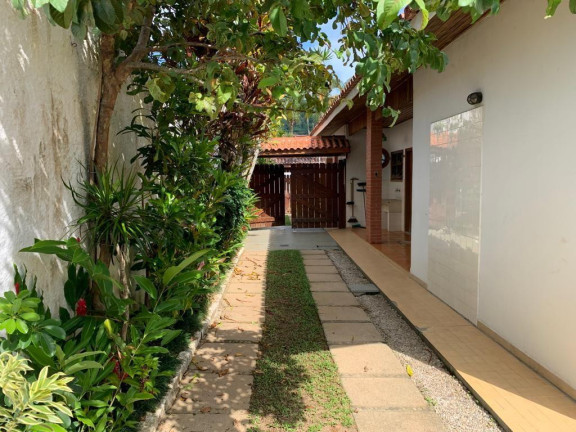Imagem Casa com 5 Quartos à Venda, 214 m² em Praia Grande - Ubatuba