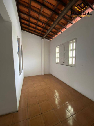Imagem Casa com 3 Quartos à Venda, 90 m² em Capuchinhos - Feira De Santana Imagem Casa com 3 Quartos à Venda, 90 m² em Capuchinhos - Feira De Santana