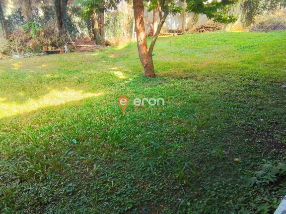 Imagem Casa com 4 Quartos à Venda, 580 m²
