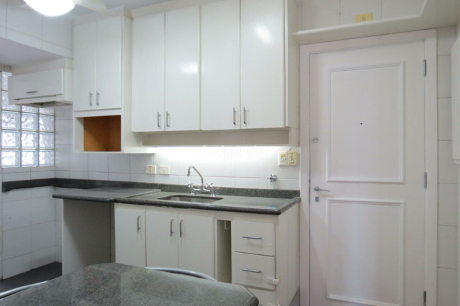 Imagem Apartamento com 3 Quartos à Venda, 220 m² em Pinheiros - São Paulo Imagem Apartamento com 3 Quartos à Venda, 220 m² em Pinheiros - São Paulo