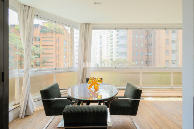 Imagem Apartamento com 3 Quartos à Venda, 394 m² em Itaim Bibi - São Paulo Imagem Apartamento com 3 Quartos à Venda, 394 m² em Itaim Bibi - São Paulo