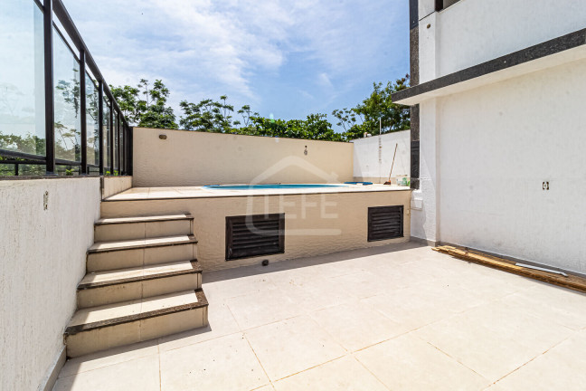 Imagem Cobertura com 5 Quartos à Venda, 394 m² em Recreio Dos Bandeirantes - Rio De Janeiro Imagem Cobertura com 5 Quartos à Venda, 394 m² em Recreio Dos Bandeirantes - Rio De Janeiro