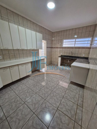 Imagem Casa com 3 Quartos à Venda, 205 m² em Lagoinha - Ribeirão Preto Imagem Casa com 3 Quartos à Venda, 205 m² em Lagoinha - Ribeirão Preto