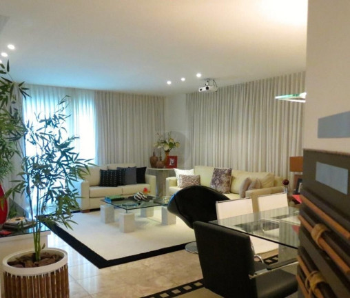 Imagem Apartamento com 4 Quartos à Venda, 200 m² em Barra Da Tijuca - Rio De Janeiro