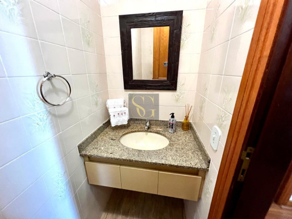 Imagem Apartamento com 4 Quartos à Venda, 257 m² em Agriões - Teresópolis