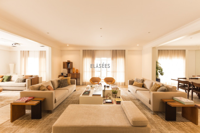 Apartamento com 3 Quartos à Venda, 280 m² em Vila Nova Conceição - São Paulo
