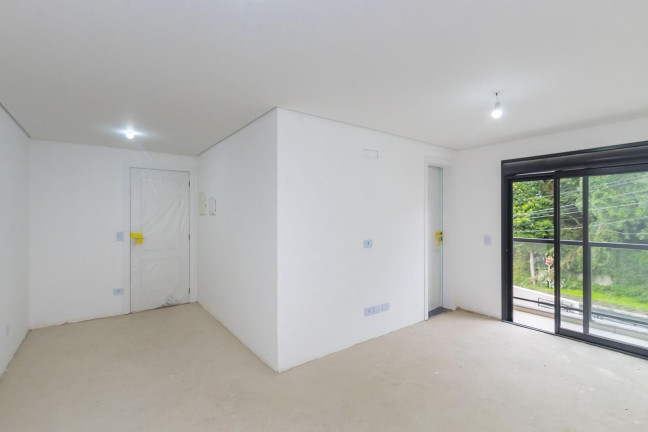 Imagem Casa com 3 Quartos à Venda, 142 m² em Vista Alegre - Curitiba Imagem Casa com 3 Quartos à Venda, 142 m² em Vista Alegre - Curitiba