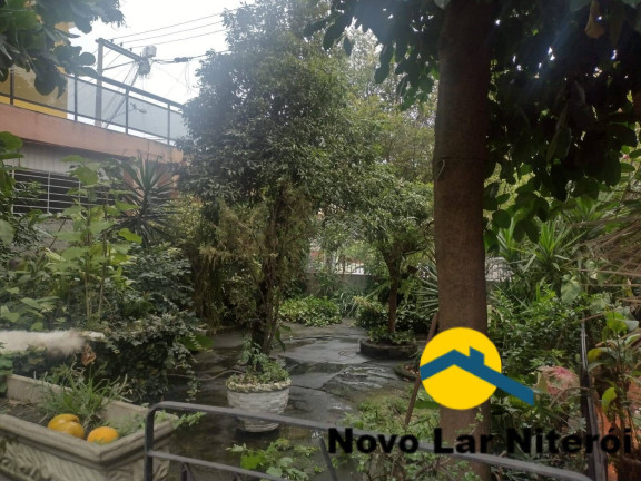 Imagem Casa com 3 Quartos à Venda, 450 m² em Barreto - Niterói Imagem Casa com 3 Quartos à Venda, 450 m² em Barreto - Niterói