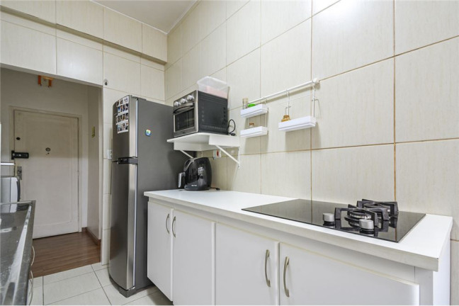 Imagem Imóvel com 1 Quarto à Venda, em Aclimação - São Paulo Imagem Imóvel com 1 Quarto à Venda, em Aclimação - São Paulo