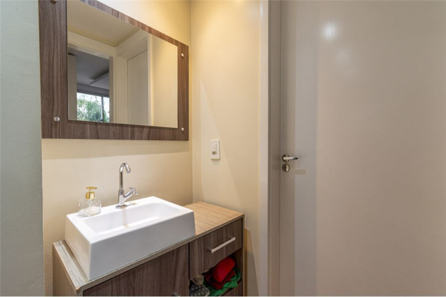 Imagem Imóvel com 2 Quartos à Venda, em Mato Grande - Canoas Imagem Imóvel com 2 Quartos à Venda, em Mato Grande - Canoas
