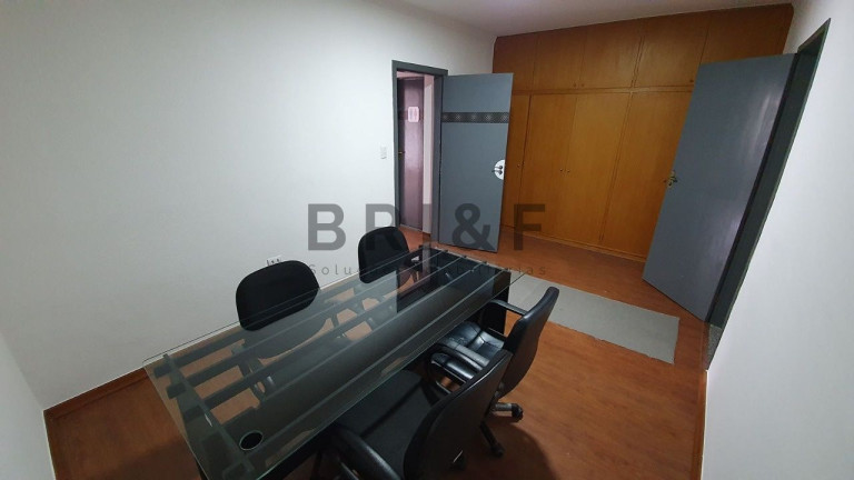 Imagem Casa com 5 Quartos à Venda ou Locação, 179 m² em Planalto Paulista - São Paulo Imagem Casa com 5 Quartos à Venda ou Locação, 179 m² em Planalto Paulista - São Paulo