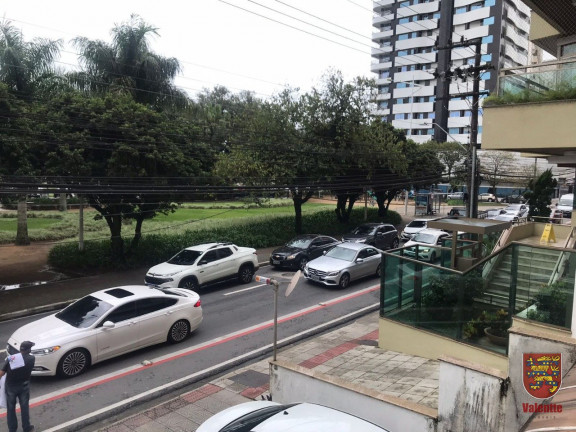 Imagem Casa com 6 Quartos à Venda ou Locação, 300 m² em Beira Mar Norte - Florianópolis Imagem Casa com 6 Quartos à Venda ou Locação, 300 m² em Beira Mar Norte - Florianópolis