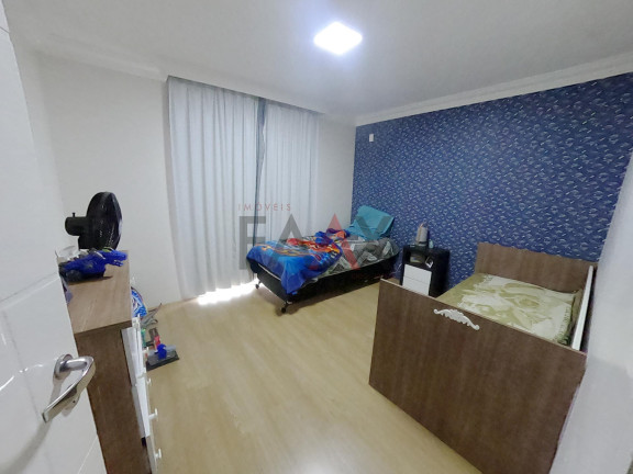 Imagem Casa com 3 Quartos à Venda, 272 m² em Alto Da Xv - Guarapuava Imagem Casa com 3 Quartos à Venda, 272 m² em Alto Da Xv - Guarapuava