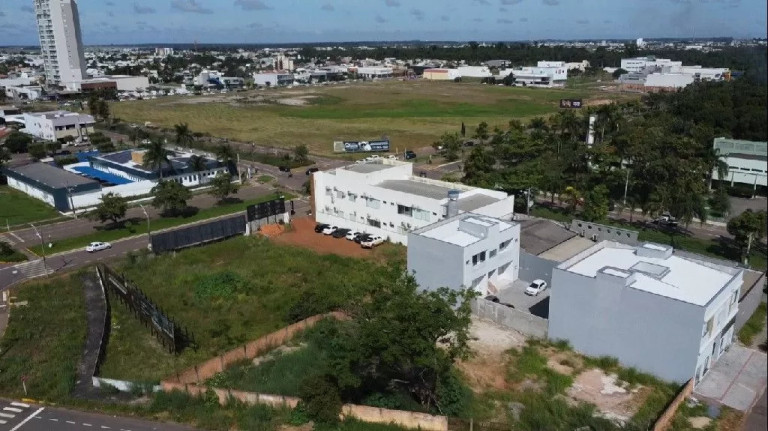 Imagem Terreno à Venda, 1.021 m² em Setor Comercial - Sinop Imagem Terreno à Venda, 1.021 m² em Setor Comercial - Sinop