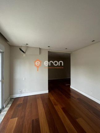 Imagem Apartamento com 3 Quartos à Venda, 242 m² Imagem Apartamento com 3 Quartos à Venda, 242 m²