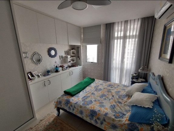 Imagem Apartamento com 2 Quartos à Venda, 110 m² em Icaraí - Niterói Imagem Apartamento com 2 Quartos à Venda, 110 m² em Icaraí - Niterói
