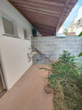 Imagem Casa com 2 Quartos à Venda, 58 m² em água Espraiada (caucaia Do Alto) - Cotia Imagem Casa com 2 Quartos à Venda, 58 m² em água Espraiada (caucaia Do Alto) - Cotia