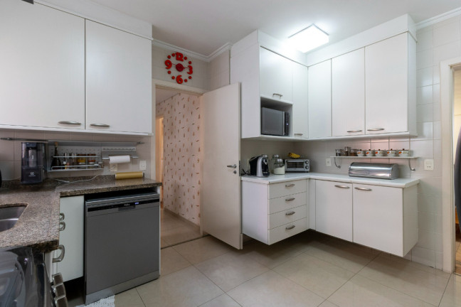 Imagem Apartamento com 3 Quartos à Venda, 195 m² em Moema - São Paulo