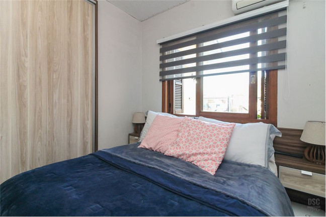 Imagem Casa com 3 Quartos à Venda,  em Hípica - Porto Alegre