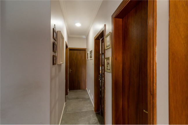Imagem Casa com 3 Quartos à Venda, 252 m² em Jaraguá - São Paulo Imagem Casa com 3 Quartos à Venda, 252 m² em Jaraguá - São Paulo