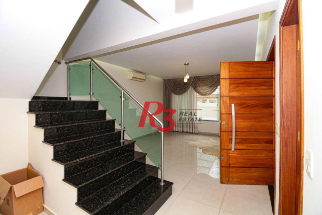 Imagem Sobrado com 4 Quartos à Venda, 342 m² em Embaré - Santos Imagem Sobrado com 4 Quartos à Venda, 342 m² em Embaré - Santos