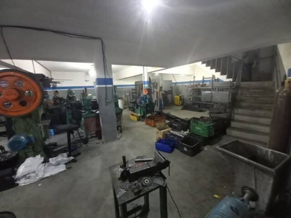 Imagem Galpão à Venda, 52 m² em Jardim Ana Maria - Carapicuíba