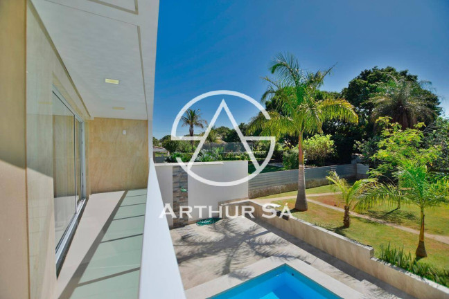 Imagem Casa com 3 Quartos à Venda, 1.000 m² em Lago Norte - Brasília Imagem Casa com 3 Quartos à Venda, 1.000 m² em Lago Norte - Brasília