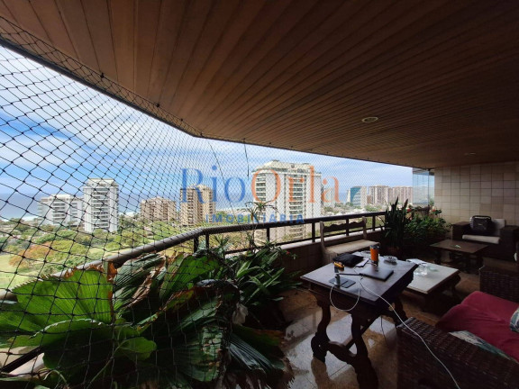 Apartamento com 4 Quartos à Venda, 215 m² em Barra Da Tijuca - Rio De Janeiro