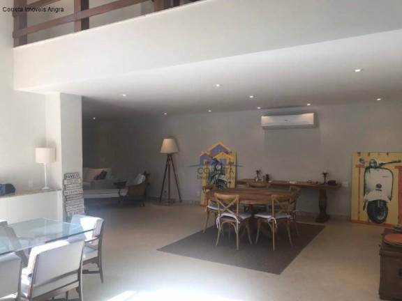 Imagem Casa com 8 Quartos para Temporada, 656 m² em Vila Velha - Angra Dos Reis Imagem Casa com 8 Quartos para Temporada, 656 m² em Vila Velha - Angra Dos Reis