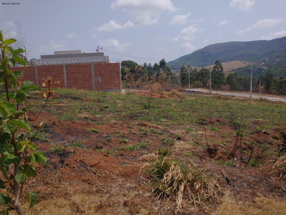 Imagem Terreno à Venda, 200 m² em Bandeirantes - Mateus Leme