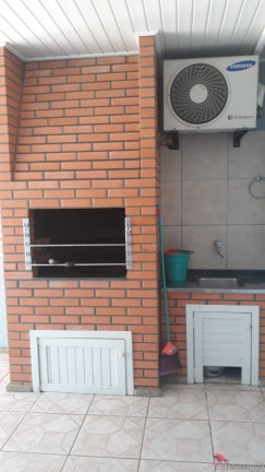 Imagem Casa com 5 Quartos à Venda, 290 m² em Predial - Torres