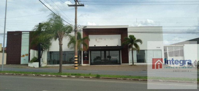 Imóvel Comercial à Venda, 1.451 m² em Limeira