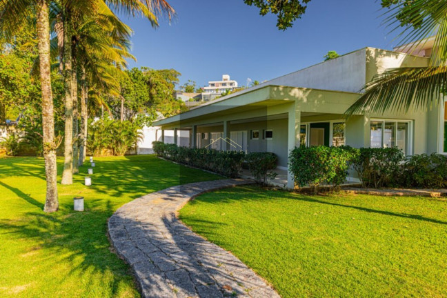 Imagem Casa com 7 Quartos à Venda, 980 m² em Tenorio - Ubatuba Imagem Casa com 7 Quartos à Venda, 980 m² em Tenorio - Ubatuba