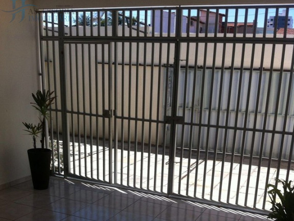 Imagem Casa com 4 Quartos para Alugar ou Temporada, 220 m² em Lagoa Nova - Natal Imagem Casa com 4 Quartos para Alugar ou Temporada, 220 m² em Lagoa Nova - Natal