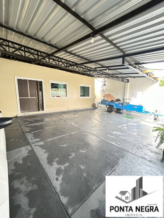 Imagem Casa com 4 Quartos à Venda, 229 m² em Flores - Manaus