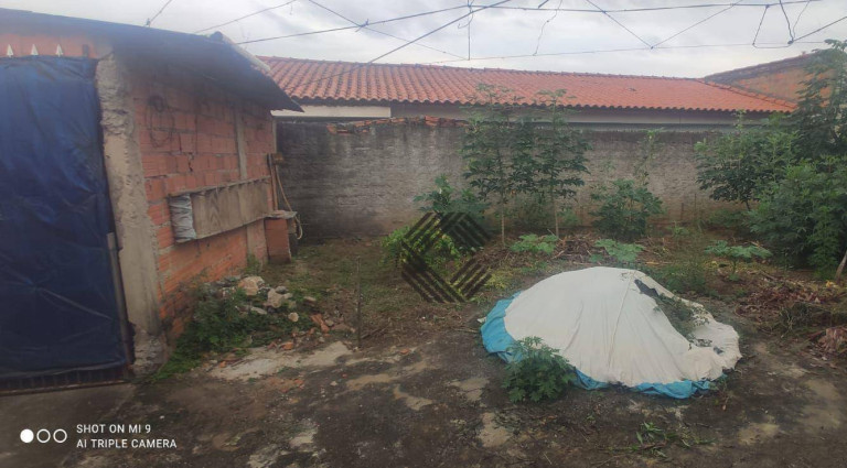 Imagem Casa com 1 Quarto à Venda, 57 m² em Jardim Santa Lúcia - Sorocaba Imagem Casa com 1 Quarto à Venda, 57 m² em Jardim Santa Lúcia - Sorocaba