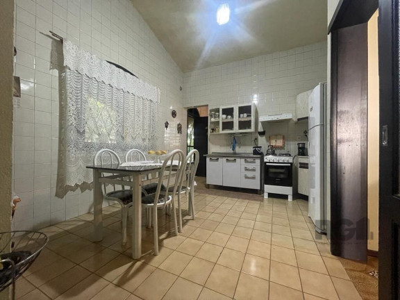 Imagem Casa com 2 Quartos à Venda, em Cavalhada - Porto Alegre Imagem Casa com 2 Quartos à Venda, em Cavalhada - Porto Alegre