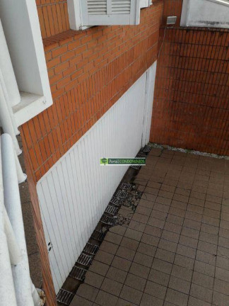 Imagem Casa com 3 Quartos à Venda, 206 m² em Seminário - Curitiba Imagem Casa com 3 Quartos à Venda, 206 m² em Seminário - Curitiba